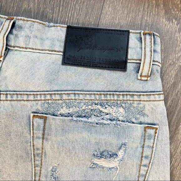 One Teaspoon Awesome Baggies Jeans Straight leg Boyfriend Distressed Denim - Picture 10 of 16